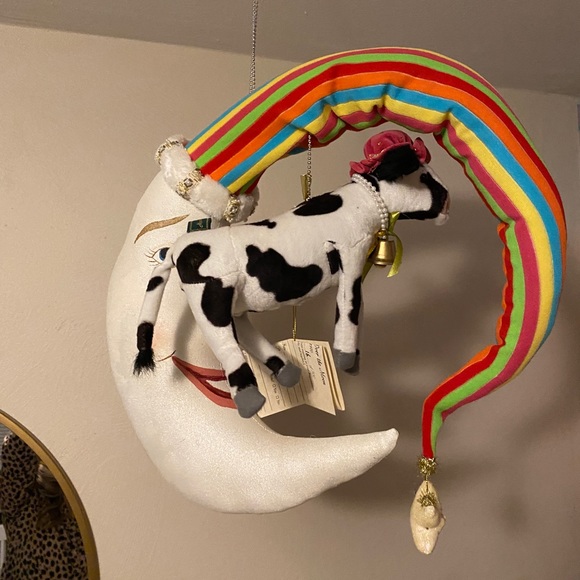Cow Jumped Over the Moon Mobile - Picture 4 of 5